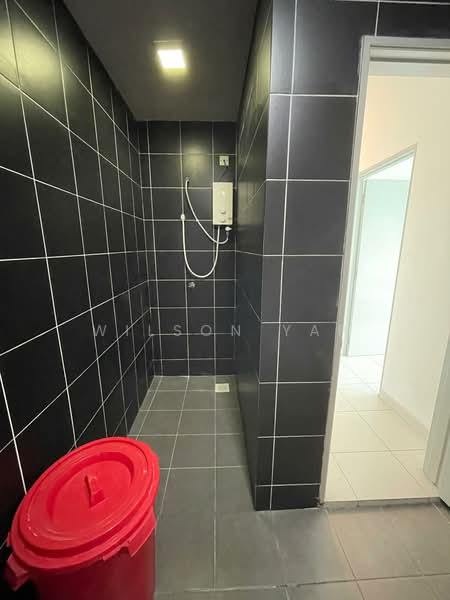 Servis Apartment untuk Disewa di The Zizz @ Damansara North - Wilson Yap - Bathroom - PropertyGuru.com.my