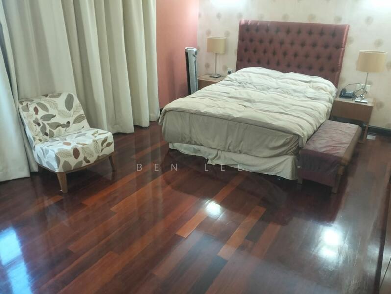 Untuk Disewa - The Orion