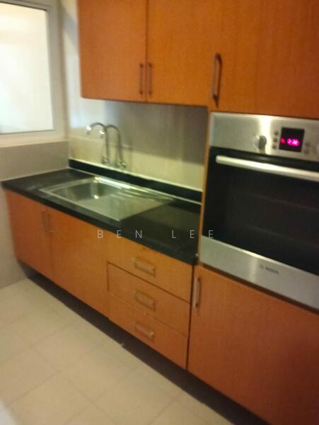 Untuk Disewa - The Orion