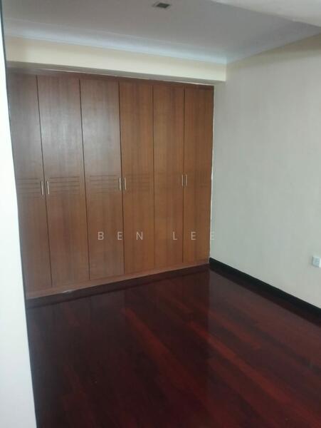 Untuk Disewa - The Orion