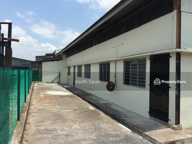 Kilang untuk Disewa di Taman Johor (Tampoi) - Keith Teoh - Rear Photo - PropertyGuru.com.my