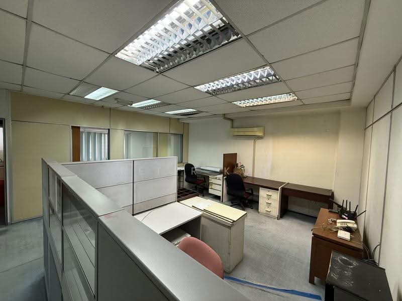 Office for Sale in Taman Mayang (Petaling Jaya) - Peter Kok - Interior - PropertyGuru.com.my