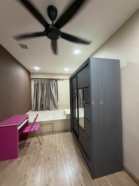 For Rent - Molek Pine 2