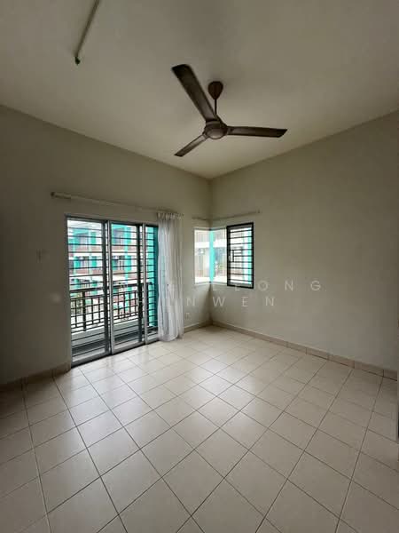 Pangsapuri untuk Disewa di Embun Residence @ Puncak Saujana - Dante Leong Zhenwen - Living Room - PropertyGuru.com.my