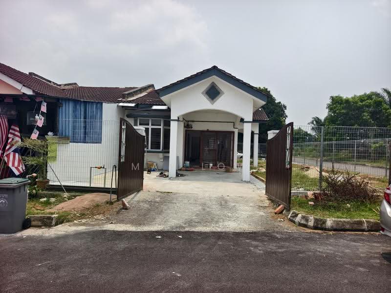 1-storey Terraced House for Rent in Kelapa Sawit (Kulai) - May Low - kulai Sedenak single storey teres corner - PropertyGuru.com.my