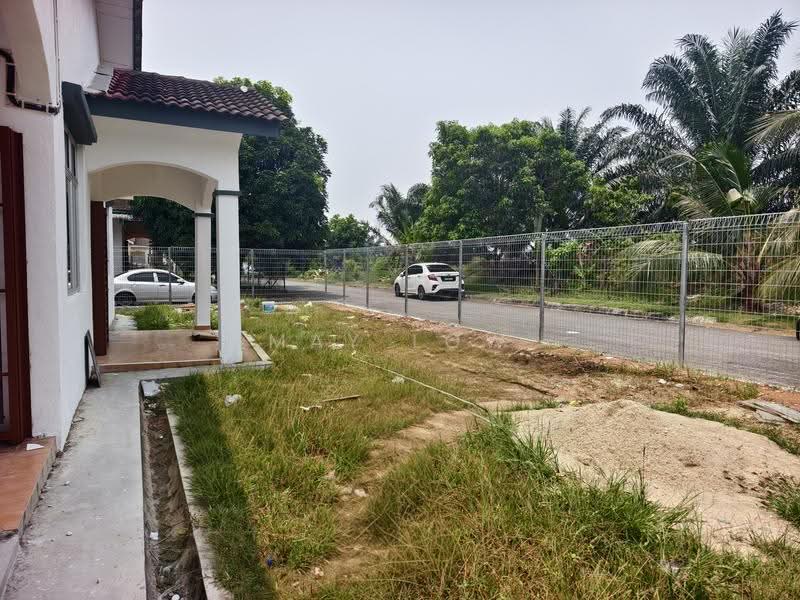 1-storey Terraced House for Rent in Kelapa Sawit (Kulai) - May Low - kulai Sedenak house corner - PropertyGuru.com.my