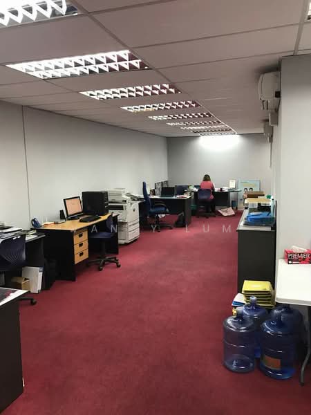 Taipan Usj 10 Third Floor With Lift Partly Furnished Usj Subang