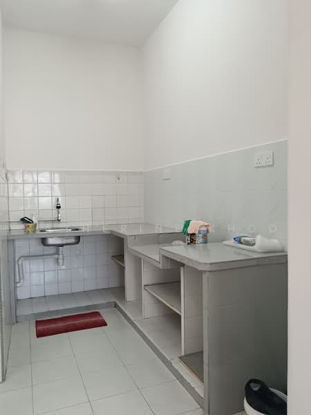 Pangsapuri untuk Disewa di Kota Nibong - Katherine Khoo - Kitchen - PropertyGuru.com.my