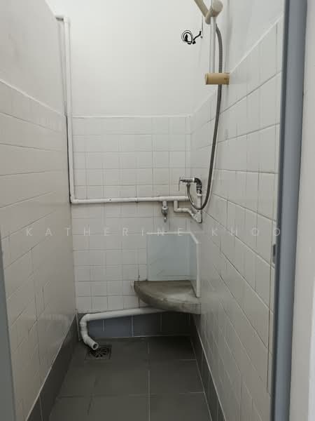 Pangsapuri untuk Disewa di Kota Nibong - Katherine Khoo - Bathroom - PropertyGuru.com.my