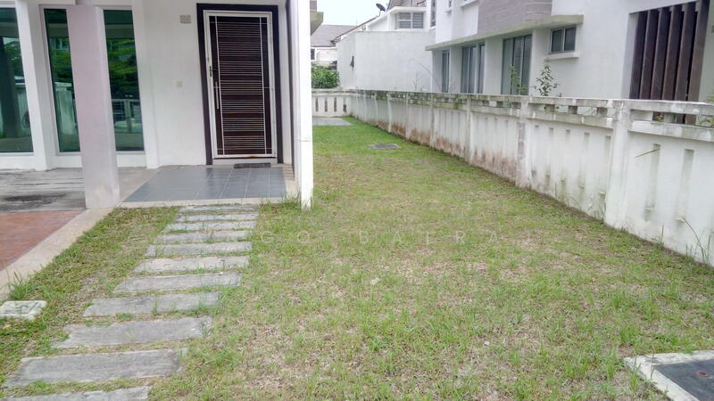 For Sale - Bandar Enstek 2 sty semi-d house