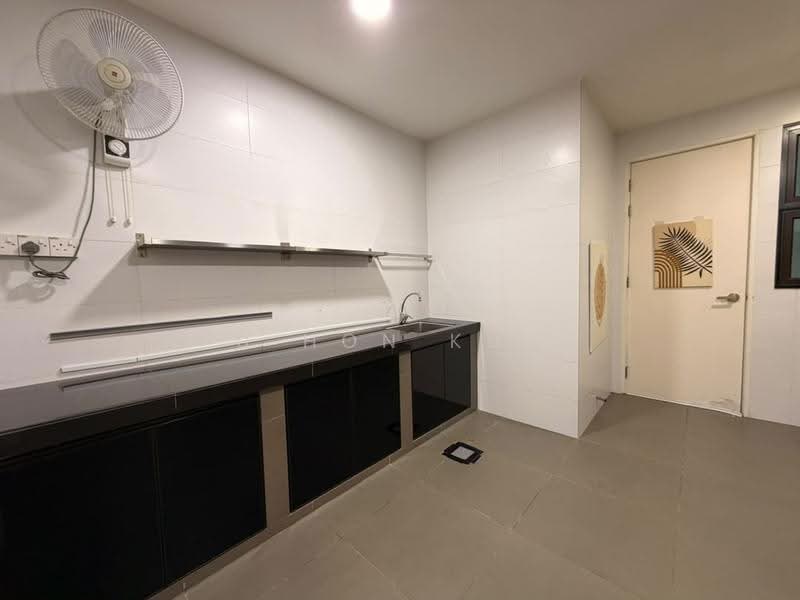 Cluster House for Rent in Eco Botanic (Iskandar Puteri (Nusajaya)) - U Hon Kun - Kitchen - PropertyGuru.com.my