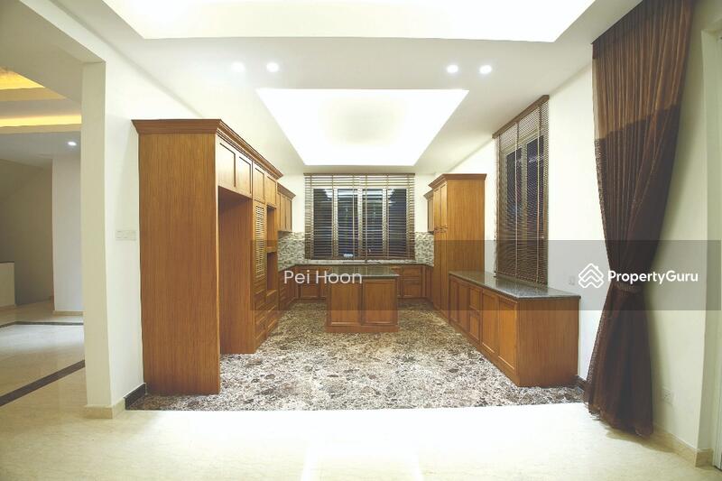 Batu Ferringhi Hilltop 3-sty Bungalow untuk Untuk Dijual - RM 8,180,000, Mac 2026 - PropertyGuru.com.my