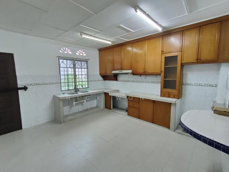 2-storey Terraced House for Rent in Taman Subang Bestari (Sungai Buloh) - Nick Wong - Kitchen - PropertyGuru.com.my