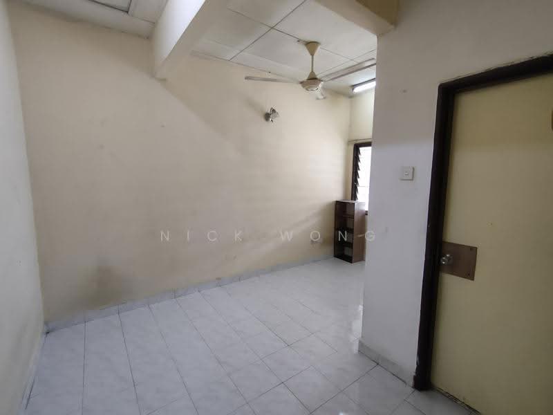 2-storey Terraced House for Rent in Taman Subang Bestari (Sungai Buloh) - Nick Wong - Interior - PropertyGuru.com.my