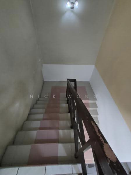 2-storey Terraced House for Rent in Taman Subang Bestari (Sungai Buloh) - Nick Wong - Corridor - PropertyGuru.com.my