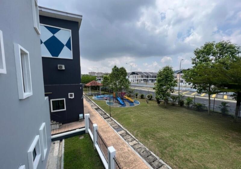 Untuk Dijual - Kingsgate