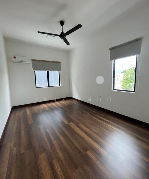 Untuk Dijual - Kingsgate