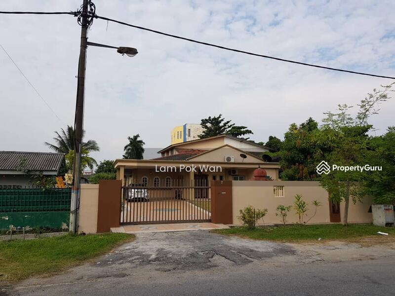 Taman Melawis, Klang, Selangor ( 2 Storey Semi detached house), 7