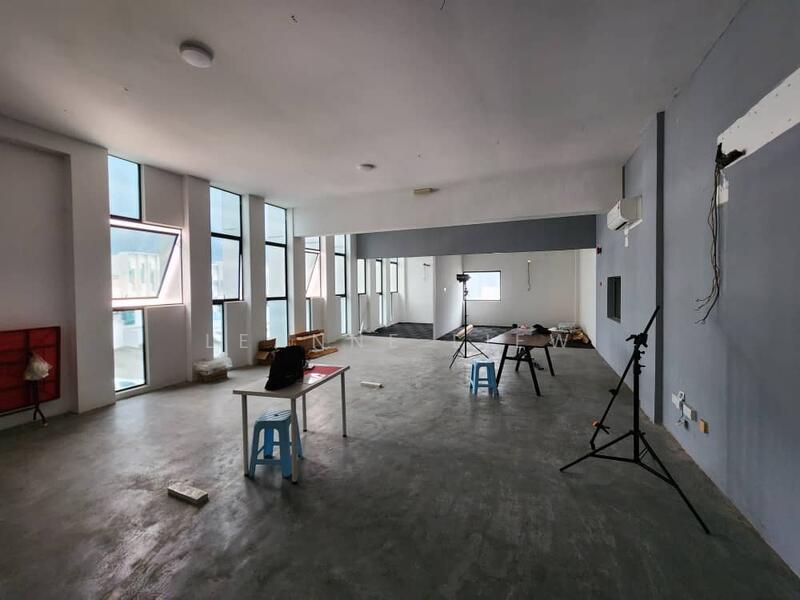 For Rent - Eco Business Park 1