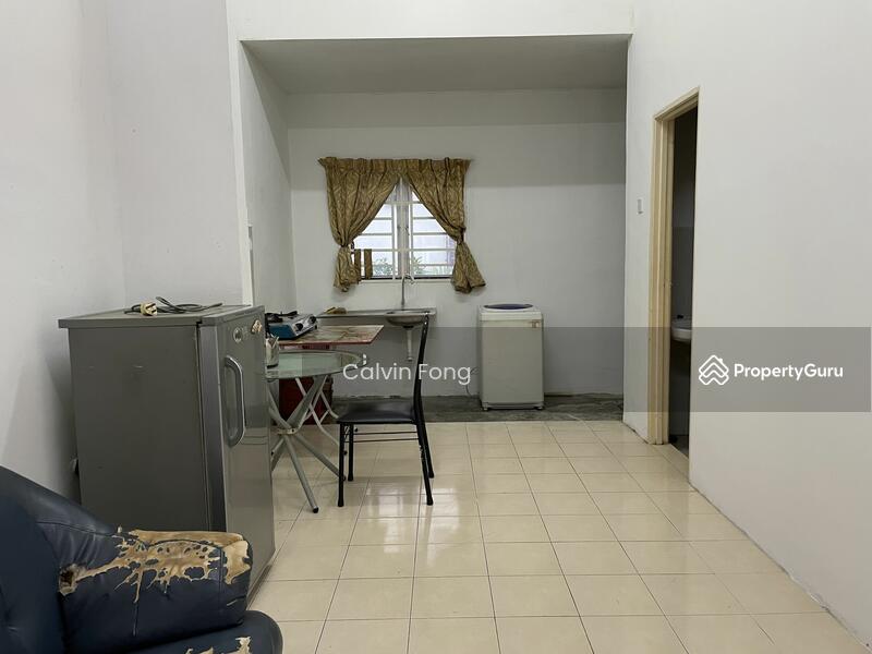 Kitchen area (exclude freezer)
