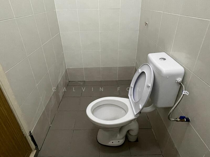 Master bedroom attached bathroom