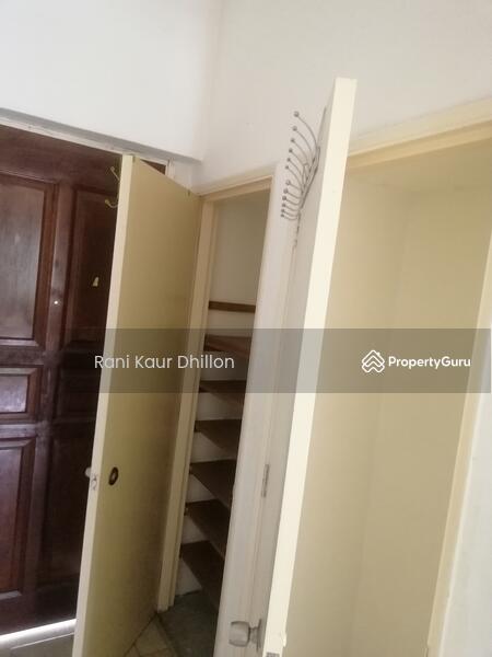 Entry foyer with builtin shoe closet