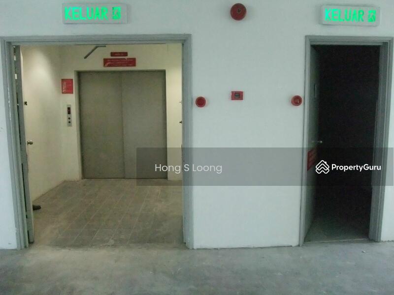 Service Lift