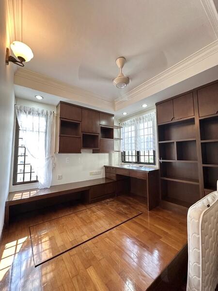 For Rent - Lavinia Apartments