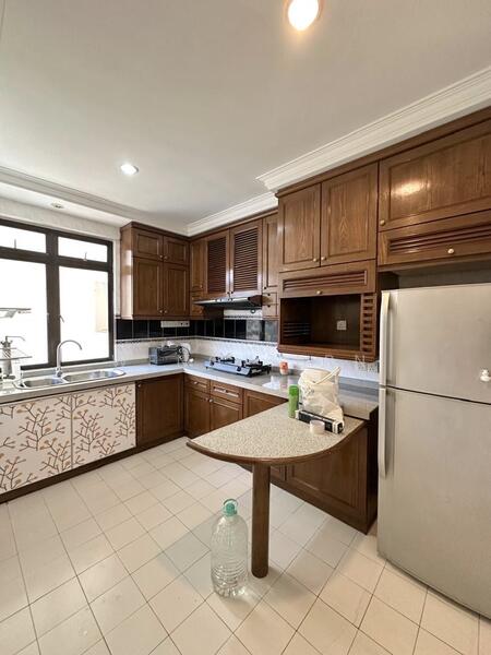 For Rent - Lavinia Apartments