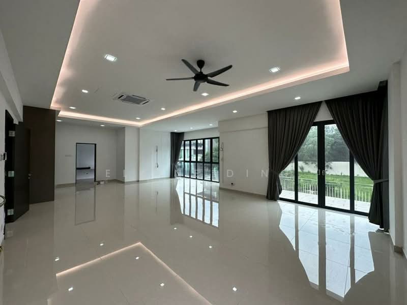 Bungalow for Sale in Serdang (Seri Kembangan) - Elaine Ding - PropertyGuru.com.my