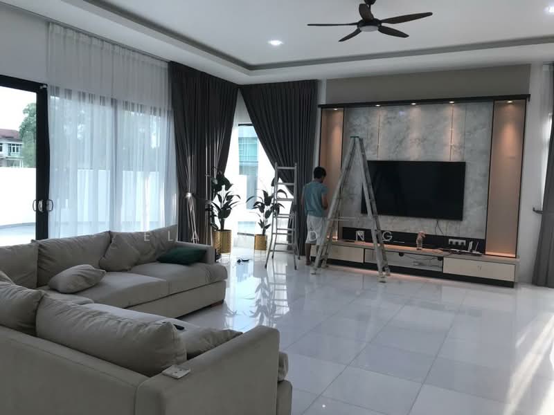 Bungalow for Sale in Serdang (Seri Kembangan) - Elaine Ding - PropertyGuru.com.my