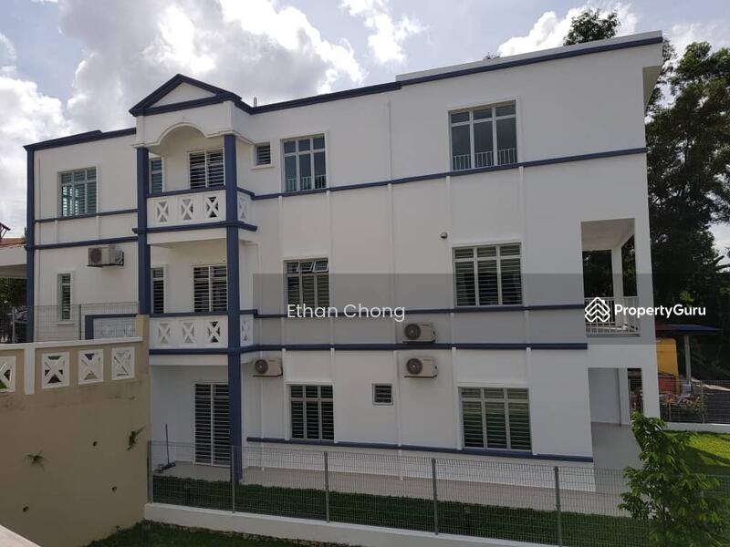 Huge Bungalow Ampang Hilir Ukay Perdana Kuala Lumpur with hill view