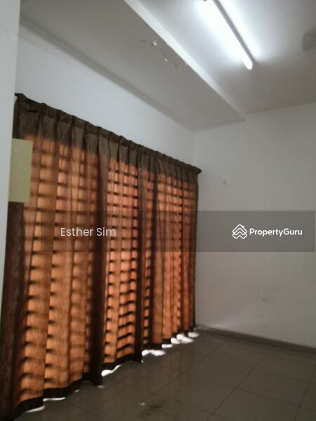 Untuk Disewa - 3 storey Semi-d in Summervila Hill