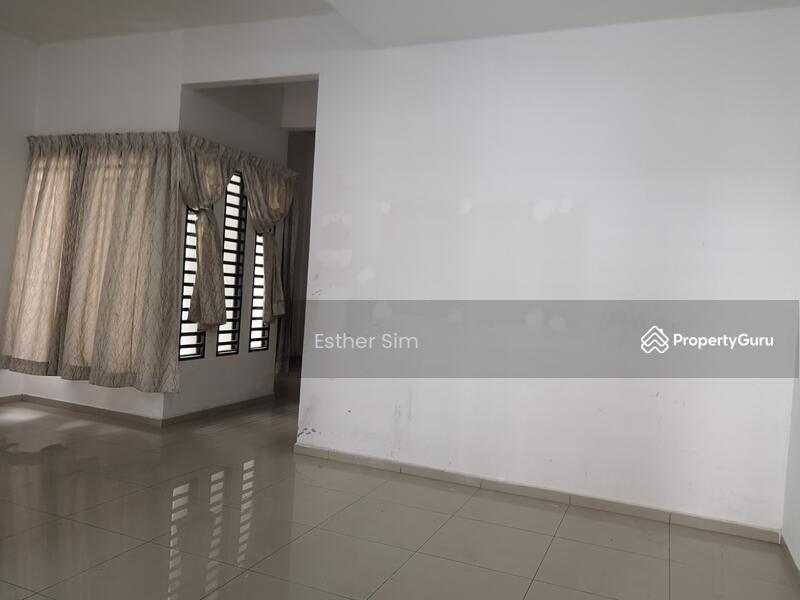 Untuk Disewa - 3 storey Semi-d in Summervila Hill