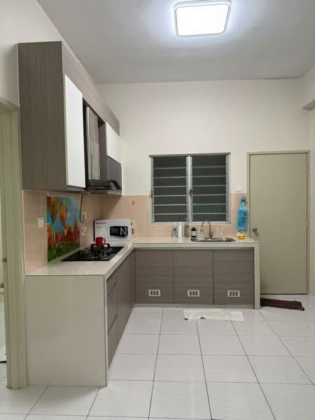 Condominium for Rent at BM Residence - Yzan Cheng - Kitchen - PropertyGuru.com.my