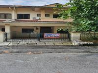 For Rent - 2.5 sty terrace at Lakeview Villa Meru valley resort