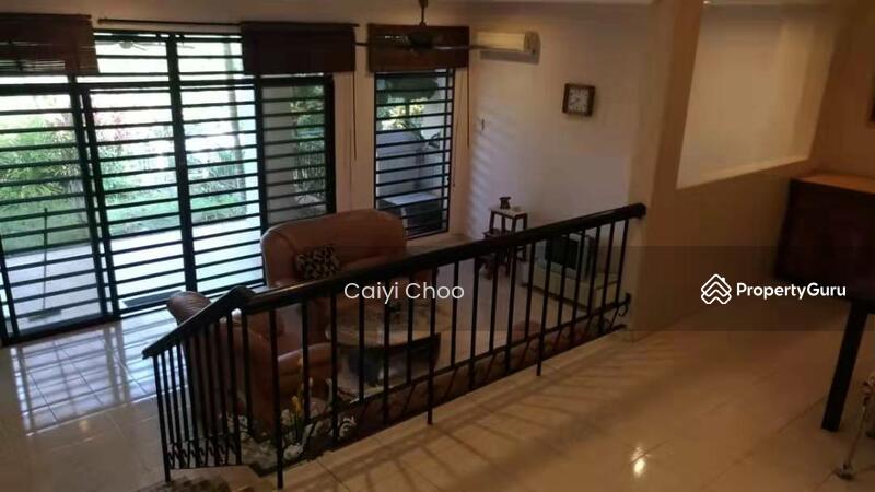 Untuk Disewa - 2.5 sty terrace at Lakeview Villa Meru valley resort