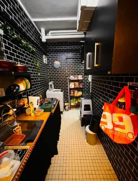 Untuk Dijual - Desa Tun Razak Apartment