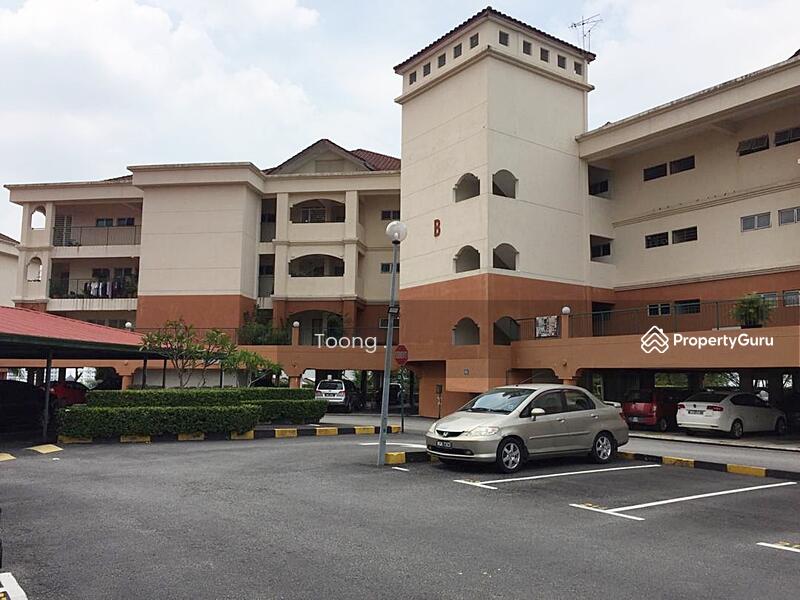 La Vista Condominiums Jalan Tempua 2, Bandar Puchong Jaya, Puchong