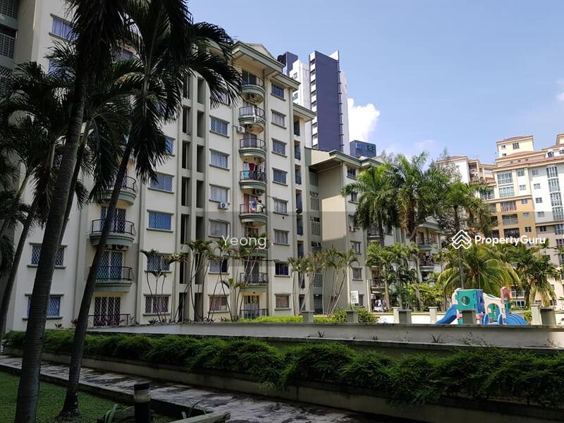 longer  pangsapuri bukit awansari og court jalan awan