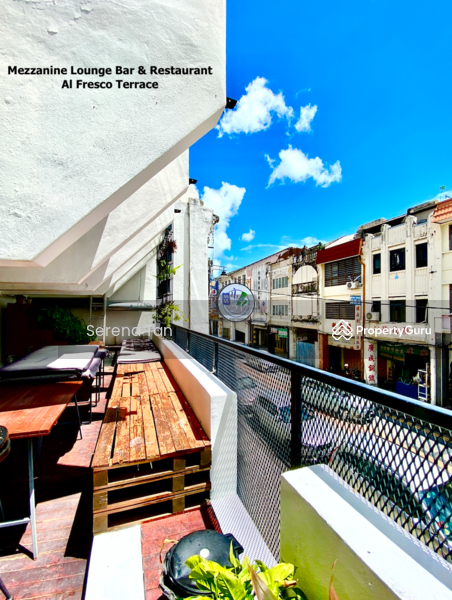 For Sale - Stunning 5.5-Storey Postwar Hotel on Campbell Street for Sale