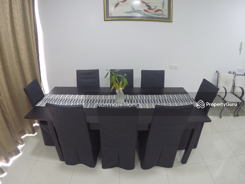 Dining table set