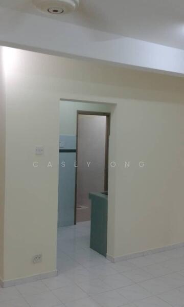 For Sale - [NICE UNIT] Shah Alam Seksyen 18