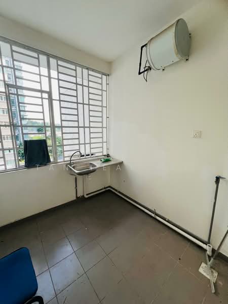 Apartment for Rent at Fairway Suites - Tan Teak Hai - Interior - PropertyGuru.com.my