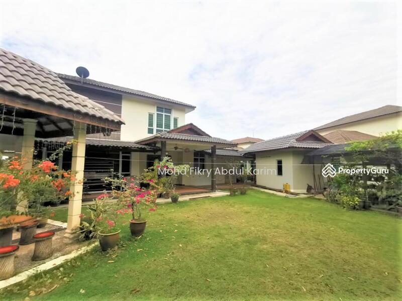 1 ½ STOREY CORNER LOT BUNGALOW, TAMAN KRUBONG PERDANA, DURIAN TUNGGAL