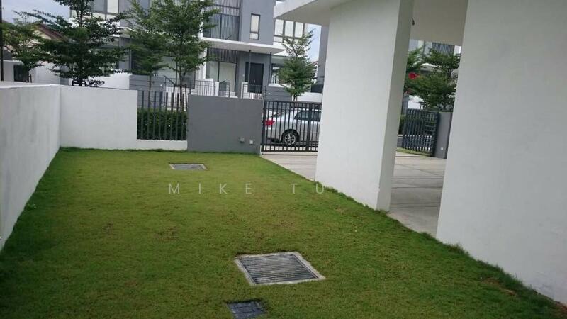Semi-Detached House for Sale in Lake Fields (Sungai Besi) - Mike Tung - PropertyGuru.com.my