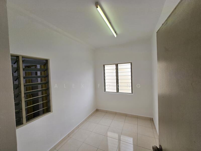 Untuk Disewa - Laman Damai (Li Garden)