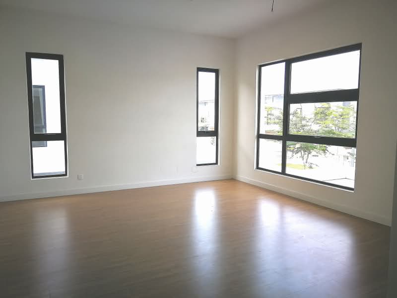 Rumah Berkembar untuk Dijual di Bandar Tropicana Aman (Telok Panglima Garang) - Alice . - Living Room - PropertyGuru.com.my