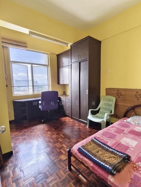 Pangsapuri untuk Disewa di Taman Jubilee Phase 5 - Weng Sern - Bedroom - PropertyGuru.com.my