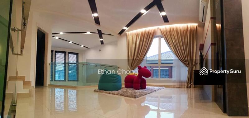 Untuk Disewa - Sri Petaling 3 and half Sty Semi D With Lift Fully furnished kuala lumpur